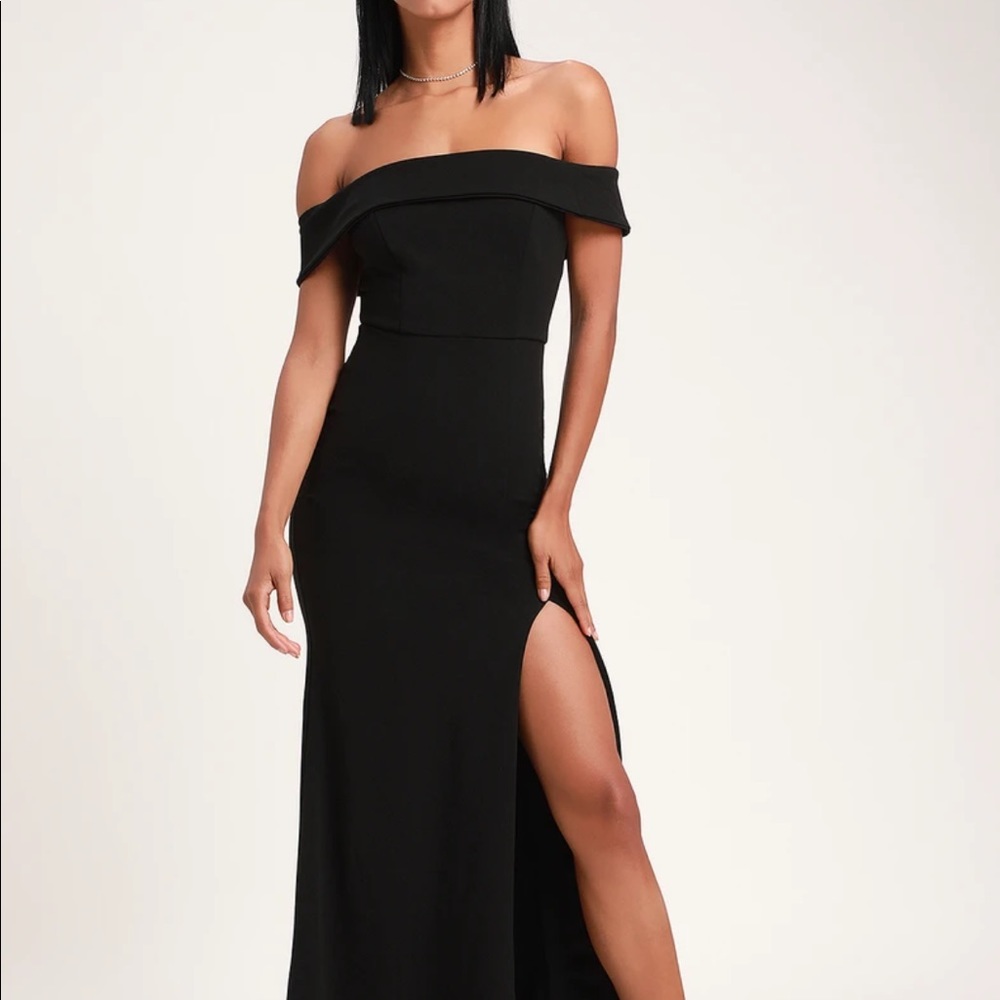 Lulu’s Aveline maxi dress